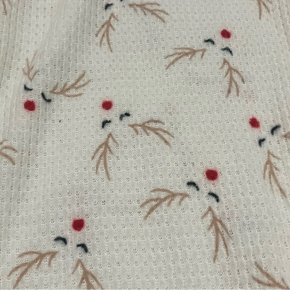 Falls Creek Women’s Reindeer Face Pajama Set - Picture 5 of 7